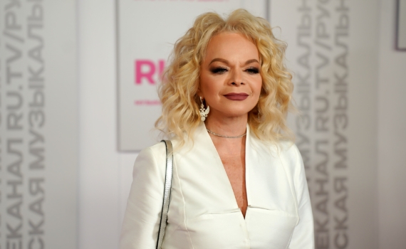 Макияж как омоложение: меньше текстуры, больше эффекта — как вернуть свежесть простыми средствами Макияж как омоложение: меньше текстуры, больше эффекта — как вернуть свежесть простыми средствами