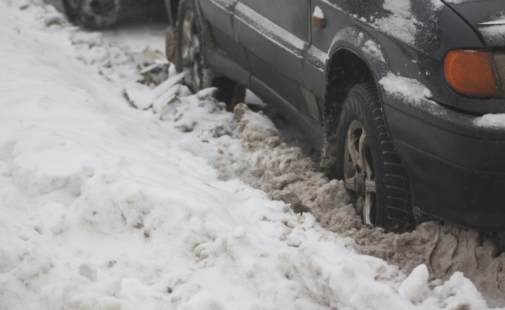 Не скребите лёд: правильный алгоритм, который спасёт стекло и дворники вашего заледеневшего авто Не скребите лёд: правильный алгоритм, который спасёт стекло и дворники вашего заледеневшего авто