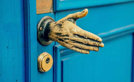 Тайный код вашего жилья: что означает номер квартиры (дома) — расшифруйте и измените жизнь Тайный код вашего жилья: что означает номер квартиры (дома) — расшифруйте и измените жизнь